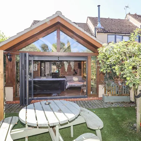 The Hide Away * Selby